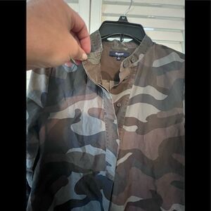 Madewell camouflage long sleeve shirt